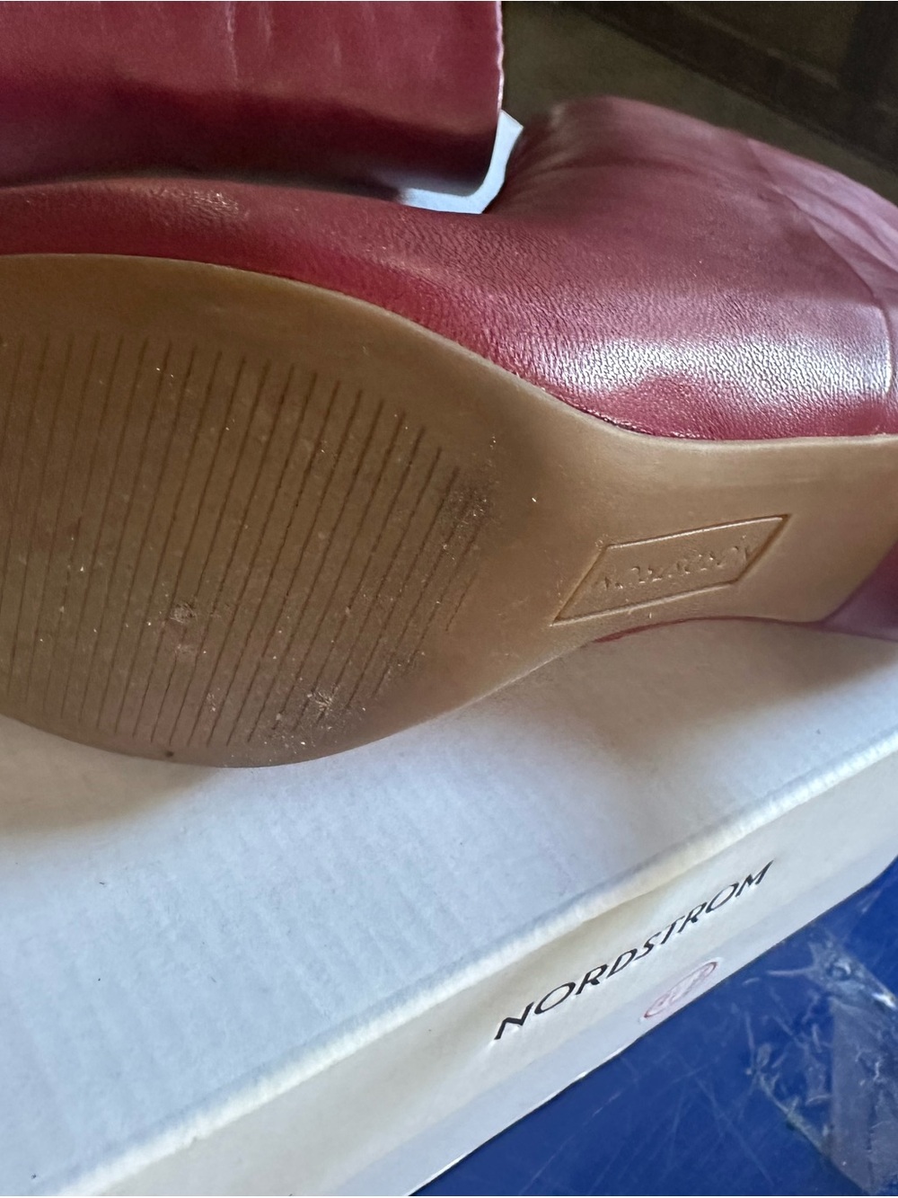 Accessories subcategory identification - Picture 5 of 14